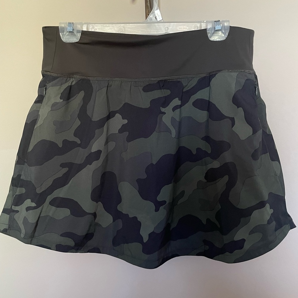 OLD NAVY camo skirt with bike shorts. NWOT